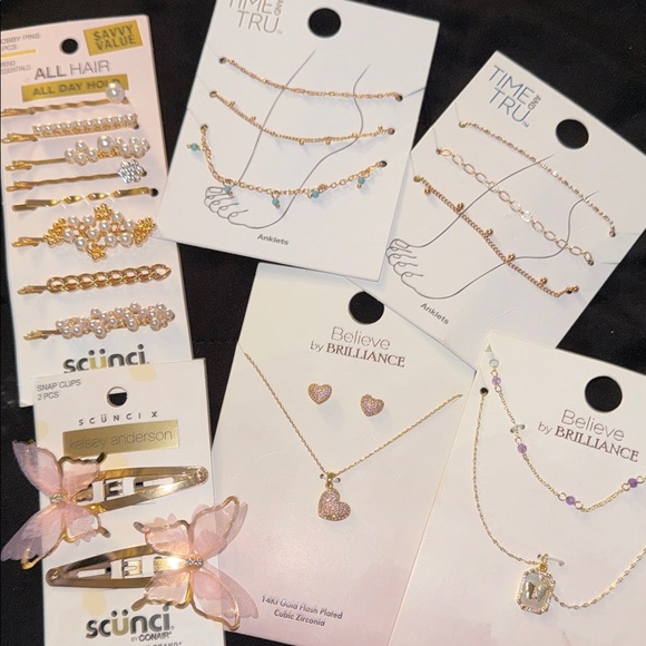 Gold and Pink Hair Accessories and Jewelry Set - Picture 4 of 4